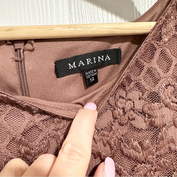 NWOT MARINA Mauve Glitter Lace Flounce Midi Dress - Picture 3 of 9